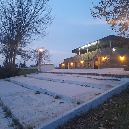 Hostal Entreolivos 바다호스 외부 사진