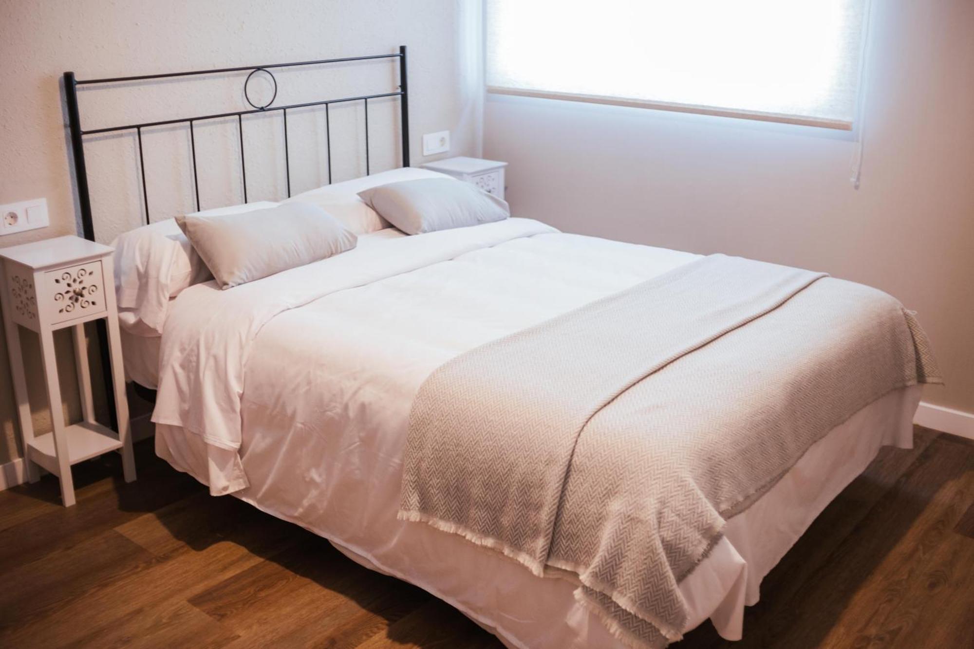 Hostal Entreolivos 바다호스 외부 사진