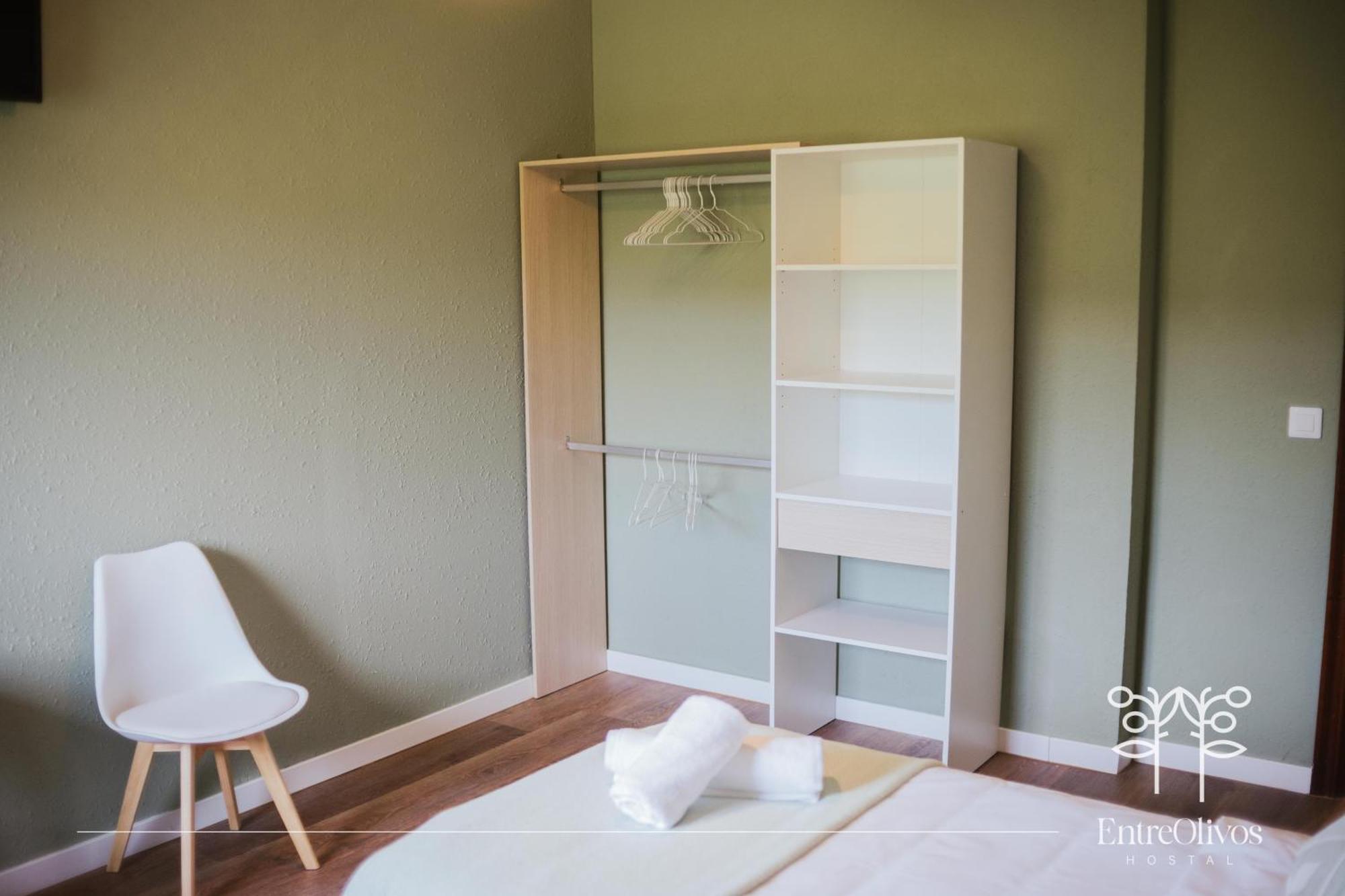 Hostal Entreolivos 바다호스 외부 사진